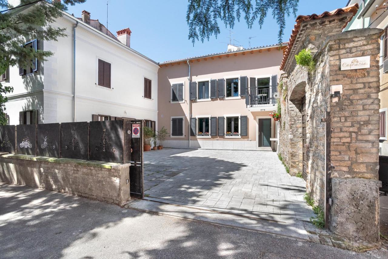 Apartment Capraria Appartments In Historic Center, With Private Parking Koper