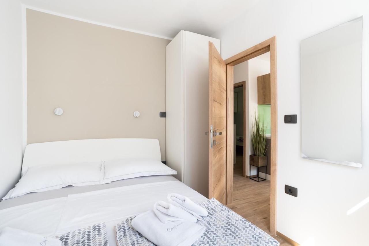 Apartment Capraria Appartments In Historic Center, With Private Parking *